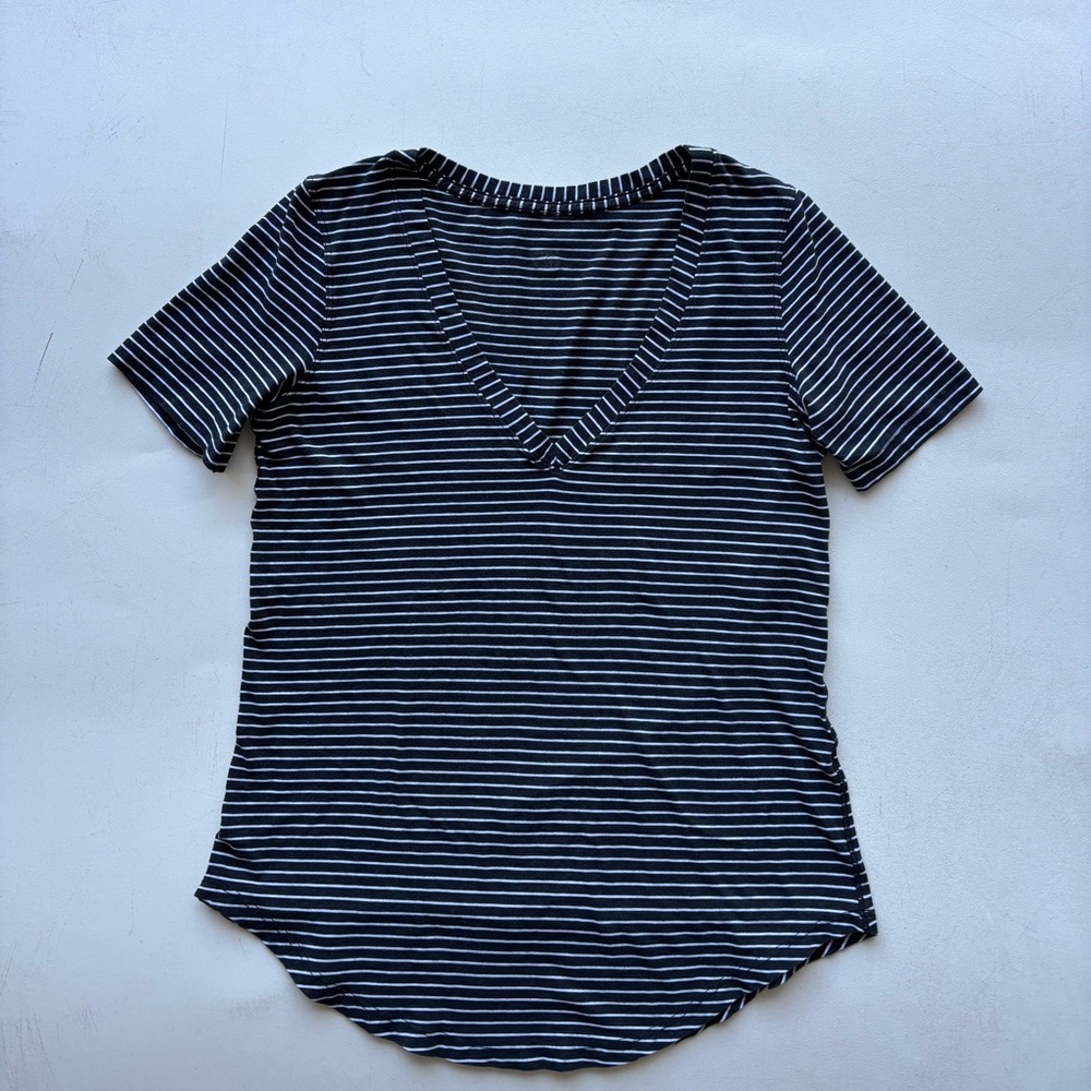 Lululemon deep v neck cotton tee striped white and black size medium